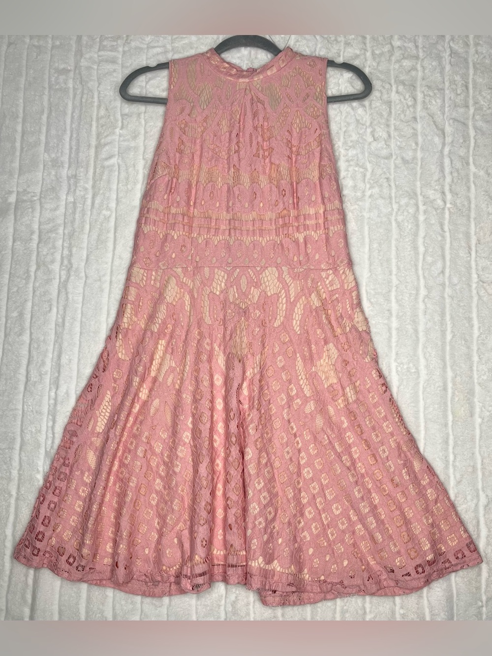 Suzanne Betro Pink Lace Dress Size Large L Mock Neck Fit & Flare Wedding Guest